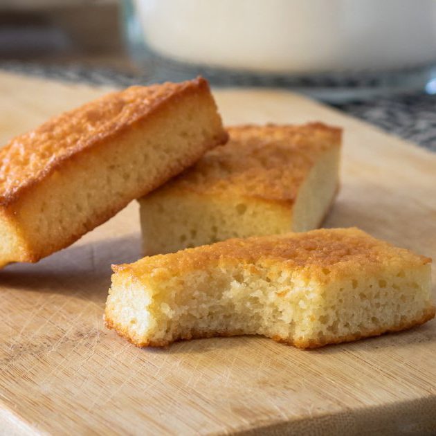 Financier à la noix de coco